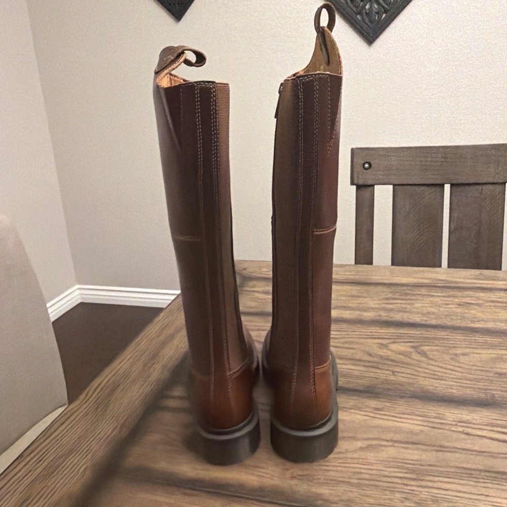 Dr. Martens Amaayah Hi Boots, Tall Riding Boot, Butterscotch - Orleans, US 6 .G4 - Picture 4 of 6